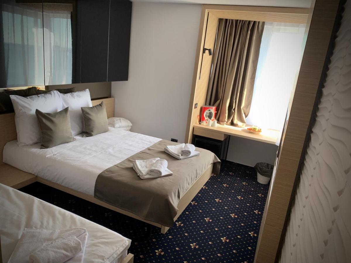 Aqvatonic Hotel - Steaua De Mare Eforie Nord Bilik gambar